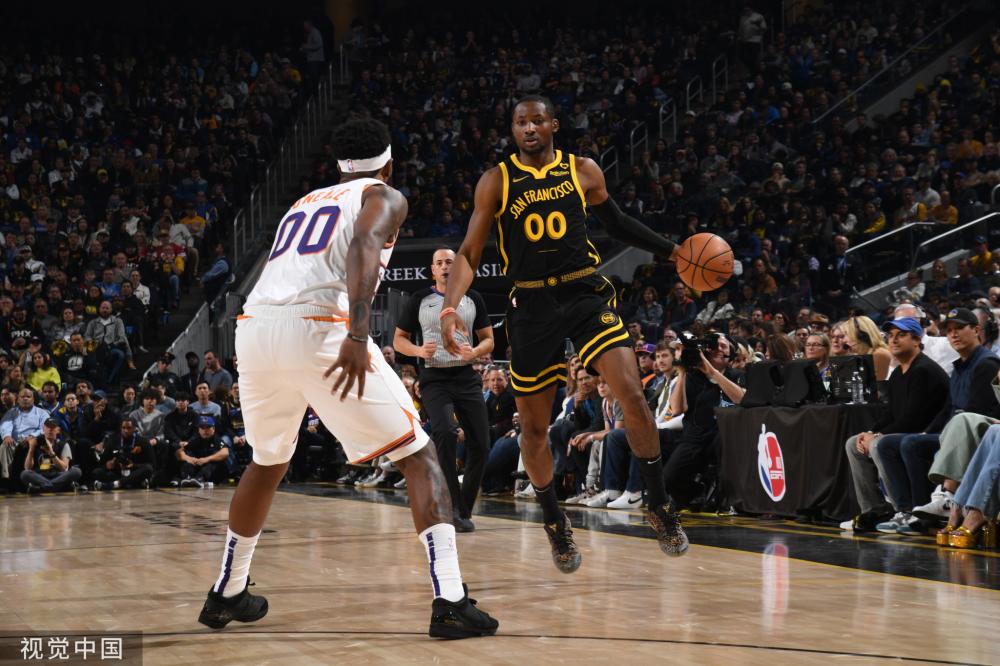 惨遭绝杀！请别指责詹姆斯，雷迪克发出请求，而东契奇把话挑明.