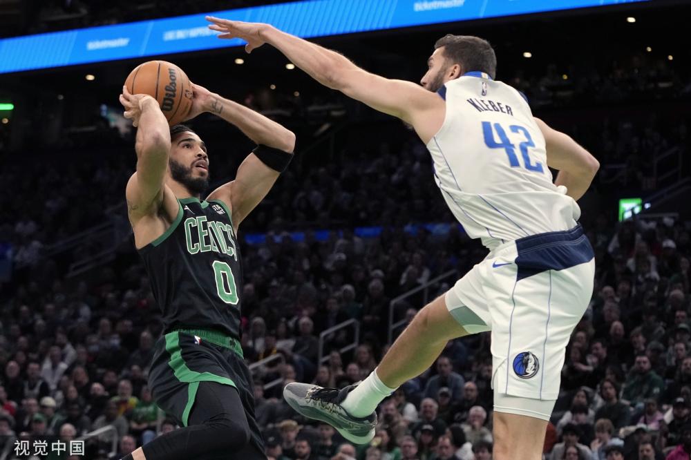 NBA最佳阵容公布：詹姆斯入选（NBA公布年度最佳阵容，詹姆斯在列）