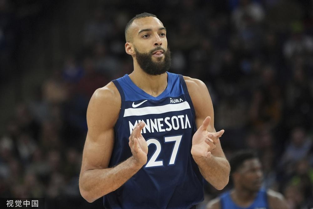 孙兴慜谈梅西：他对我产生了很大影响，很幸运我将能和他同场竞技.