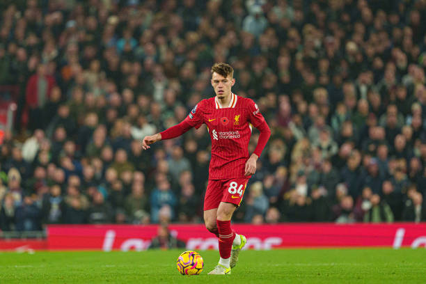 WCBA季后赛：四川女篮主场100：70胜江苏女篮