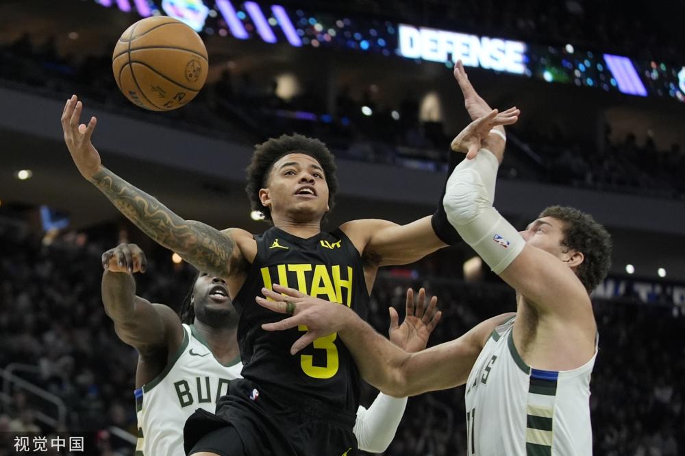 圣诞大战的前奏：历史与传统的交织（圣诞大战序曲：历史与传统的交融）